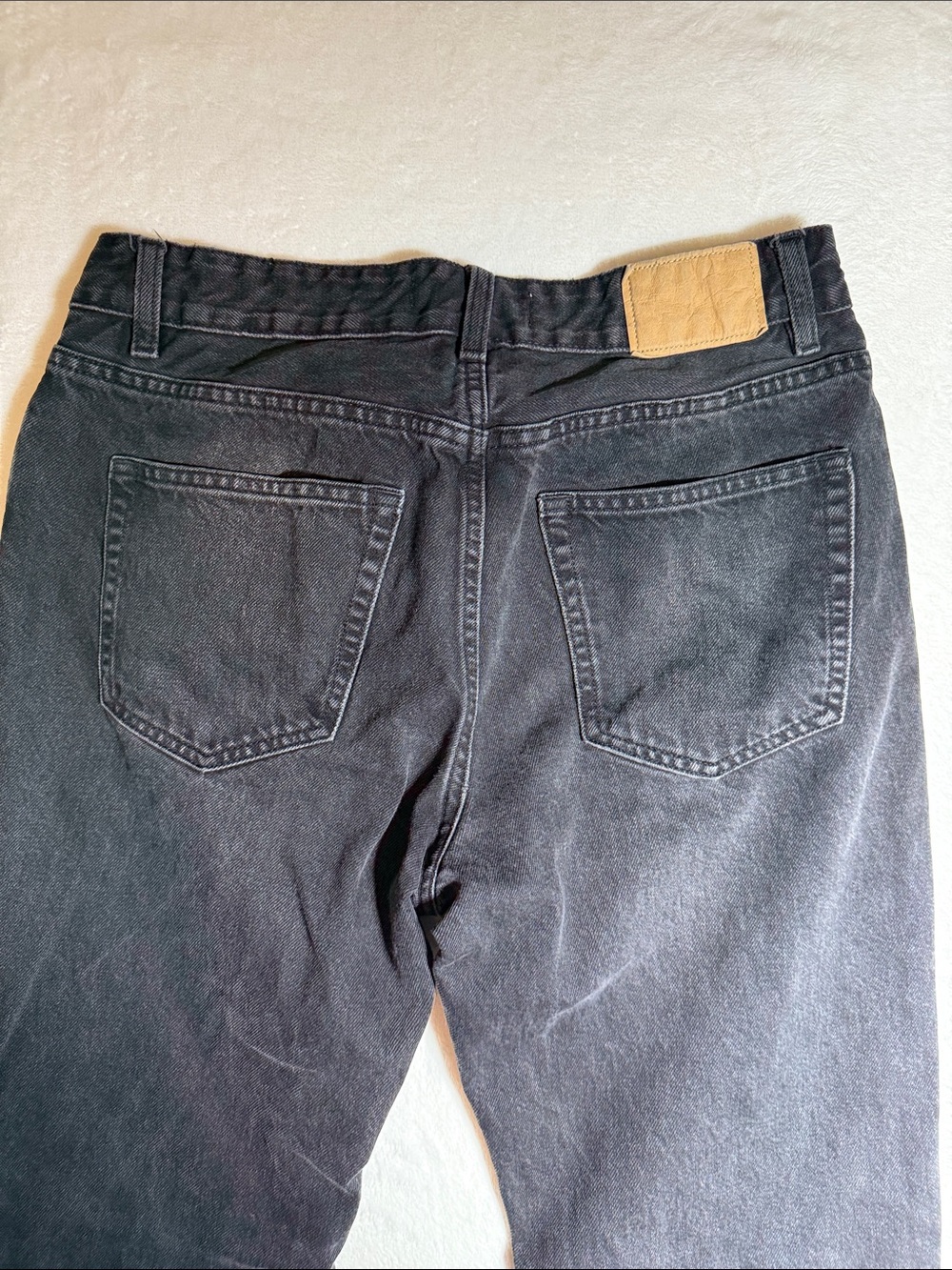 Zara Black Straight-Leg Jeans - Picture 6 of 6
